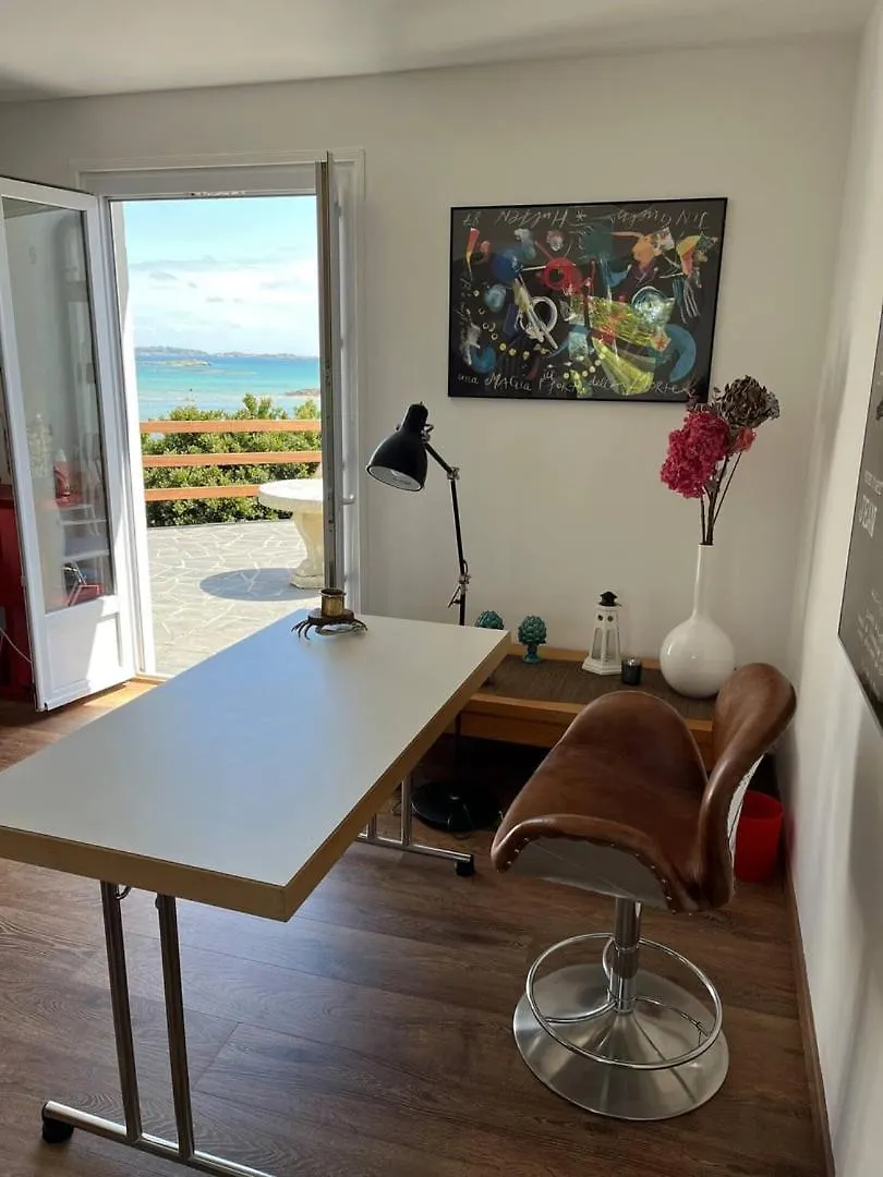 Πανσιόν La Bretonne Vue Mer Lanmodez