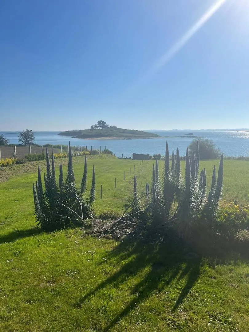 La Bretonne Vue Mer Lanmodez 0*,